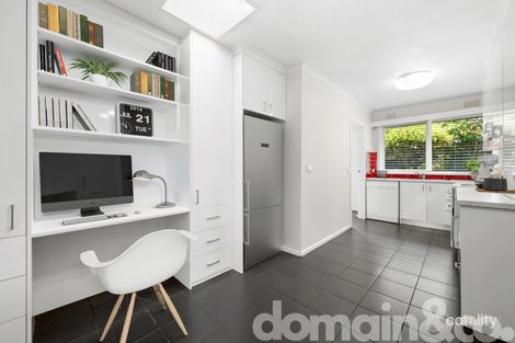 Property photo of 2/4 Spencer Road Camberwell VIC 3124