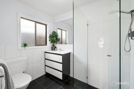 Property photo of 16 Osterley Avenue Bridgewater SA 5155