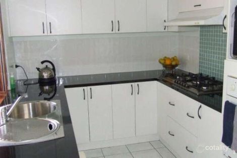Property photo of 2 Popple Close Kanimbla QLD 4870