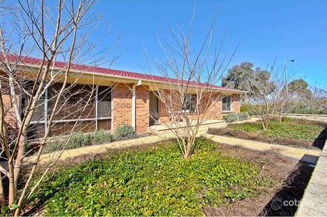 Property photo of 52 Barraclough Crescent Monash ACT 2904