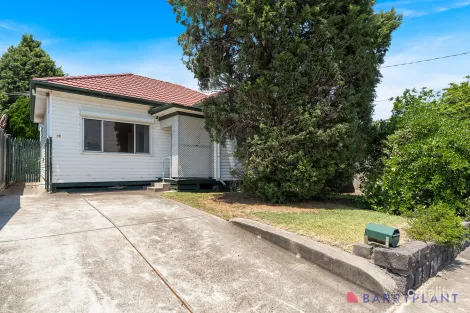 10 Lucas St, Reservoir, VIC 3073