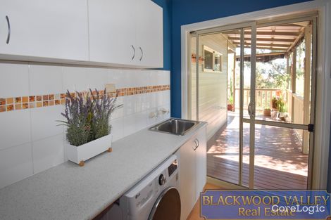 Property photo of 16 Silver Birch Heights Kangaroo Gully WA 6255