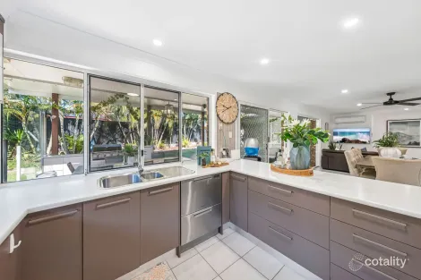 Property photo of 37 Riesling Street Thornlands QLD 4164