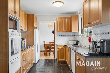 Property photo of 9 Glenloth Drive Happy Valley SA 5159