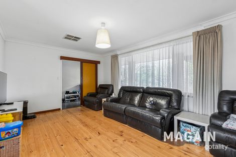 Property photo of 9 Glenloth Drive Happy Valley SA 5159