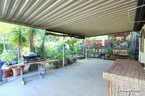 Property photo of 2 Gila Place Emerald QLD 4720