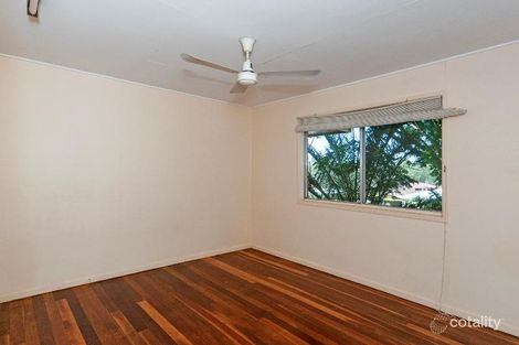 Property photo of 2 Knight Avenue Silkstone QLD 4304