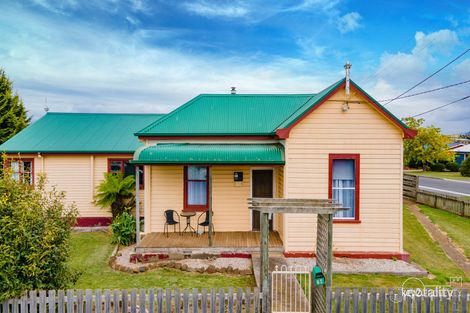 74 Westbury Pl, Deloraine, TAS 7304
