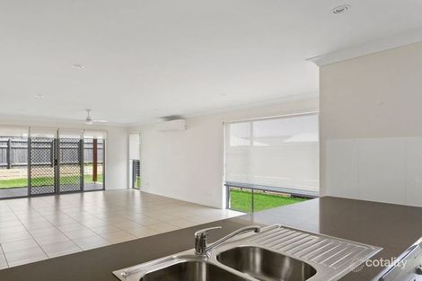 Property photo of 18 Pinesyde Street Mango Hill QLD 4509