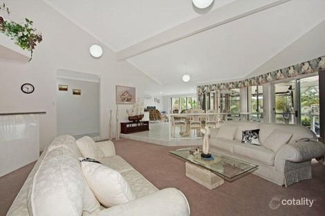 Property photo of 6 Eloura Court Ocean Shores NSW 2483