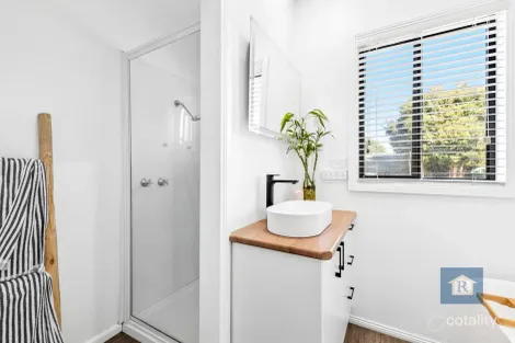 Property photo of 86 Murray Street Colac VIC 3250