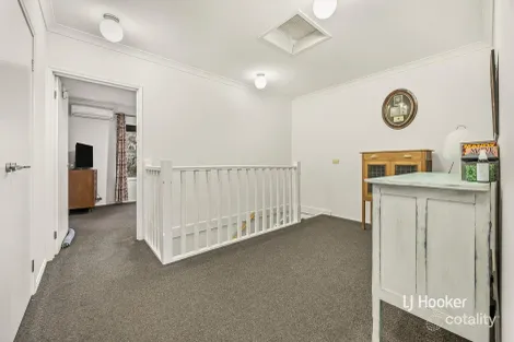 Property photo of 19/14 Mickleton Grove Point Cook VIC 3030