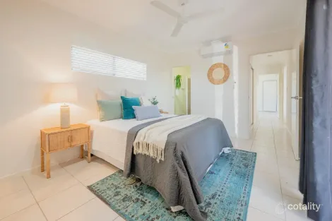 Property photo of 45 Hillock Crescent Bushland Beach QLD 4818