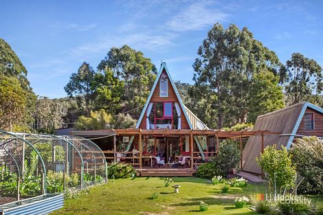 Property photo of 4 Tink Taylor Avenue Sisters Beach TAS 7321