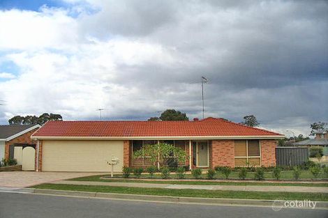 8 Gracelands Dr, Quakers Hill, NSW 2763