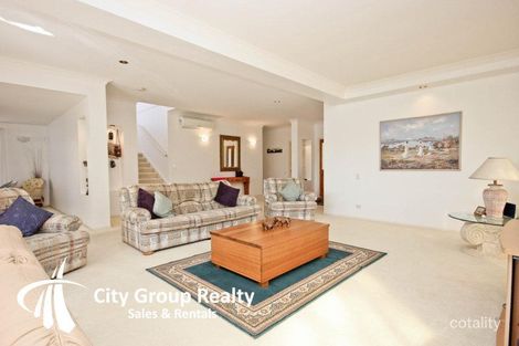 Property photo of 9 Lamb Street Broadbeach Waters QLD 4218