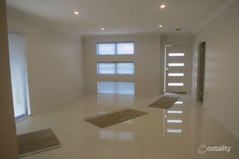 Property photo of 9 Port Link Pearsall WA 6065