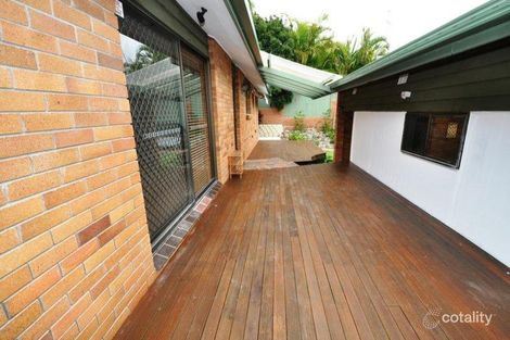 Property photo of 22 Loweana Street Southport QLD 4215