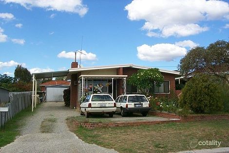 10 Wagoora Way, Koongamia, WA 6056