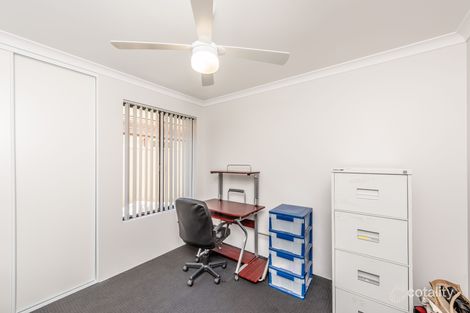 Property photo of 2/212 Place Road Wonthella WA 6530