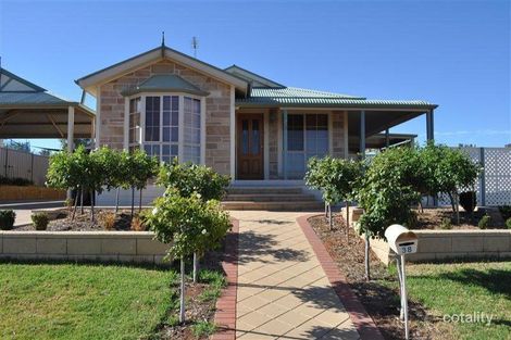 Property photo of 38 Tiliqua Crescent Roxby Downs SA 5725