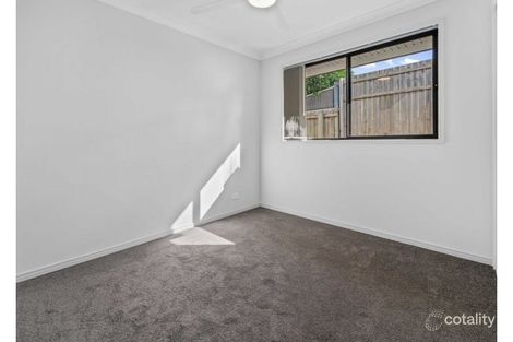 Property photo of 4 Bonnie Court Flinders View QLD 4305