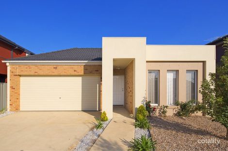 9 Cormorant Pde, Pakenham, VIC 3810