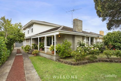 8 Highfield Dr, Grovedale, VIC 3216