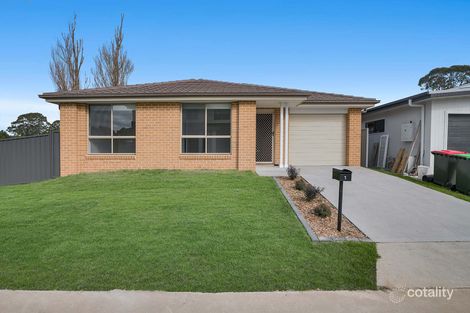 1 Correa Cres, Raymond Terrace, NSW 2324