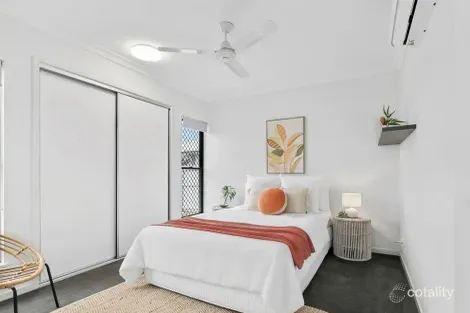 Property photo of 5 Munderra Close Smithfield QLD 4878