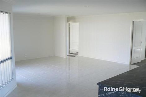 Property photo of 12 Lancaster Circuit Urraween QLD 4655