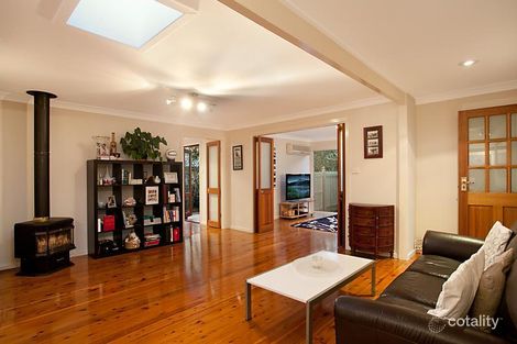 Property photo of 4 Irvine Street Garden Suburb NSW 2289
