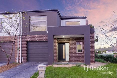 16 Admiralty Lane, Sydenham, VIC 3037