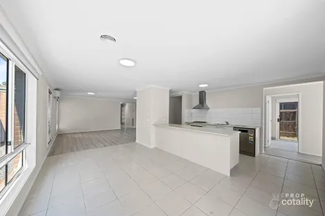 Property photo of 17 Orpheus Street Point Cook VIC 3030