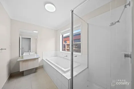 Property photo of 17 Orpheus Street Point Cook VIC 3030