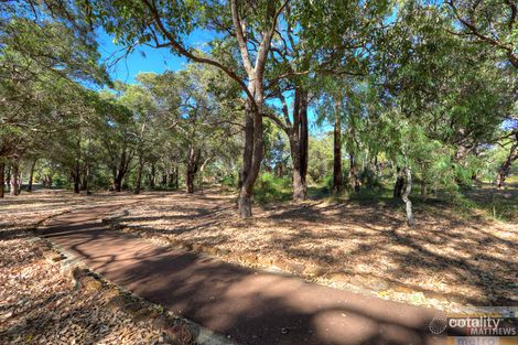 Property photo of 62 Grove Road Lesmurdie WA 6076