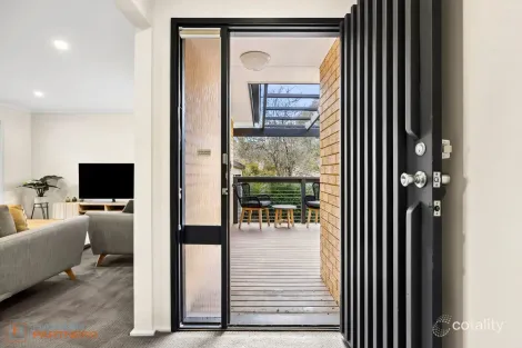 Property photo of 8 Bindon Place Wanniassa ACT 2903