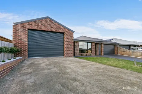 Property photo of 12 Ramon Close Yinnar VIC 3869