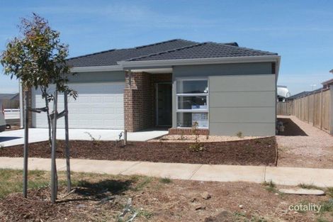 Property photo of 110 Crossway Avenue Tarneit VIC 3029