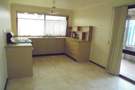 Property photo of 6 Hayle Court Craigieburn VIC 3064