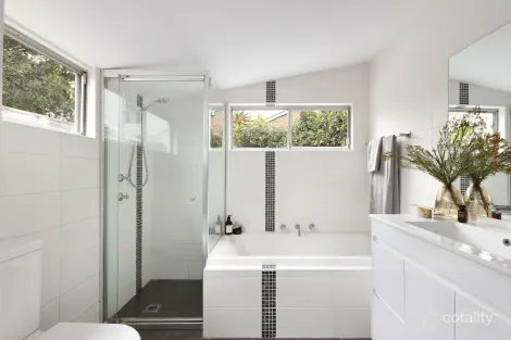 Property photo of 11 Duke Street Balmain East NSW 2041