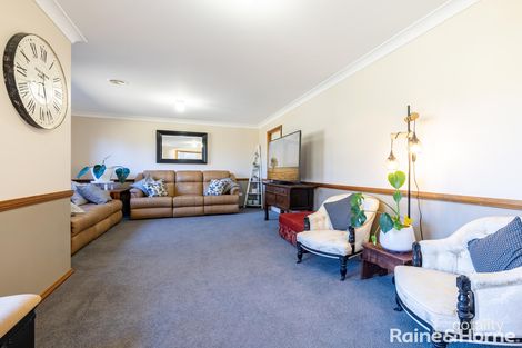 Property photo of 9 Maple Close Kelso NSW 2795