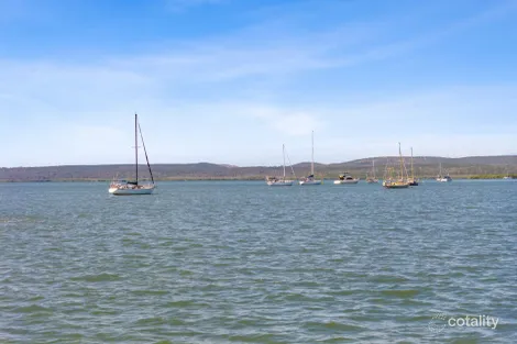 Property photo of 18 Oasis Drive Russell Island QLD 4184