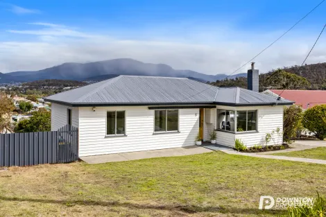 6 Edgeworth St, Warrane, TAS 7018
