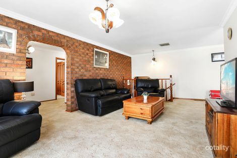 Property photo of 64 Daniel Solander Drive Endeavour Hills VIC 3802