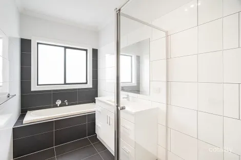 Property photo of 2/3 Emma Street Fawkner VIC 3060