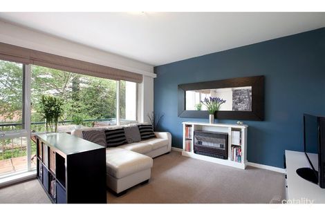 Property photo of 11/3 Struan Street Toorak VIC 3142