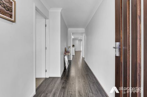 Property photo of 53 Hiddenvale Circuit Yarrabilba QLD 4207