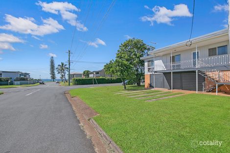 1/109 Prince Edward Pde, Scarborough, QLD 4020