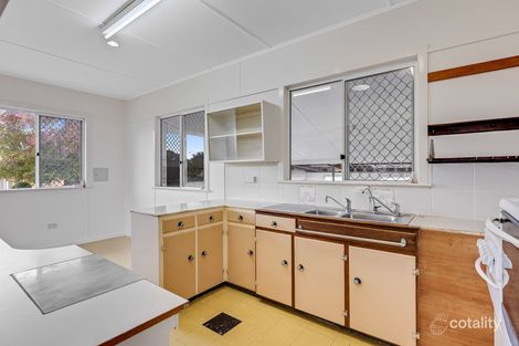 Property photo of 249 Alderley Street Centenary Heights QLD 4350